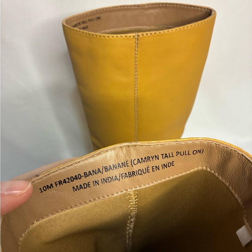 NEW. Frye Camryn Leather Boots Banana - Picture 12 of 14